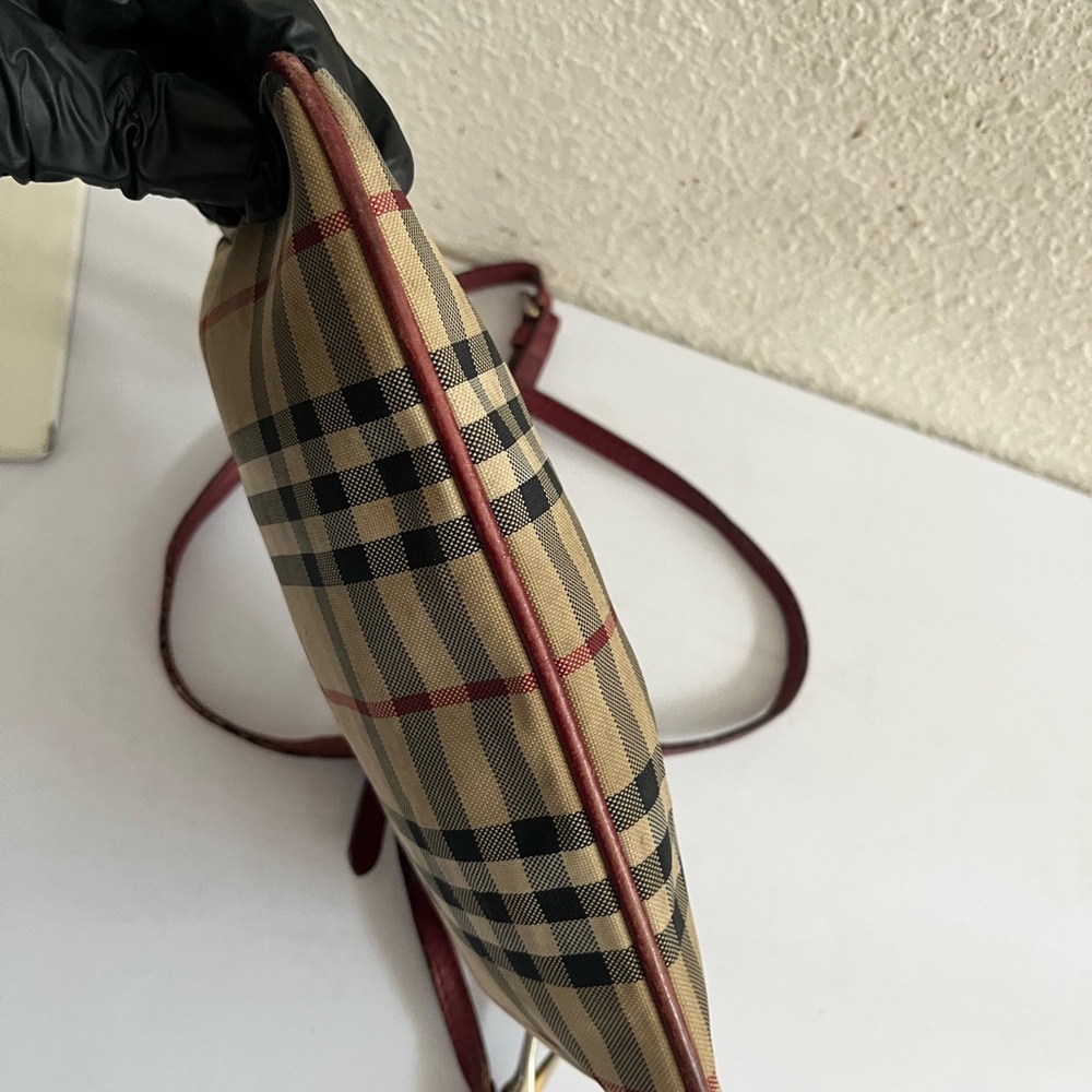 Burberry Peyton crossbody bag - Picture 11 of 12
